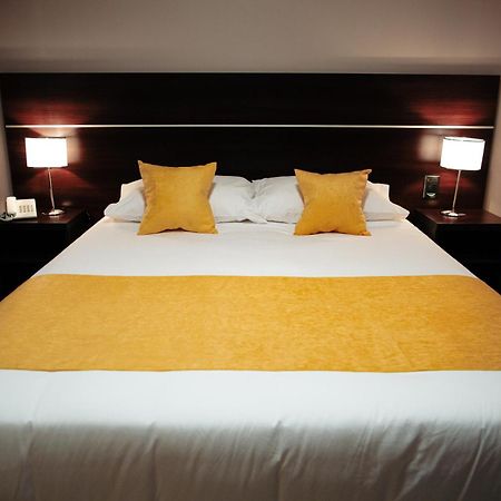 Hotel Batista Posadas Phòng bức ảnh